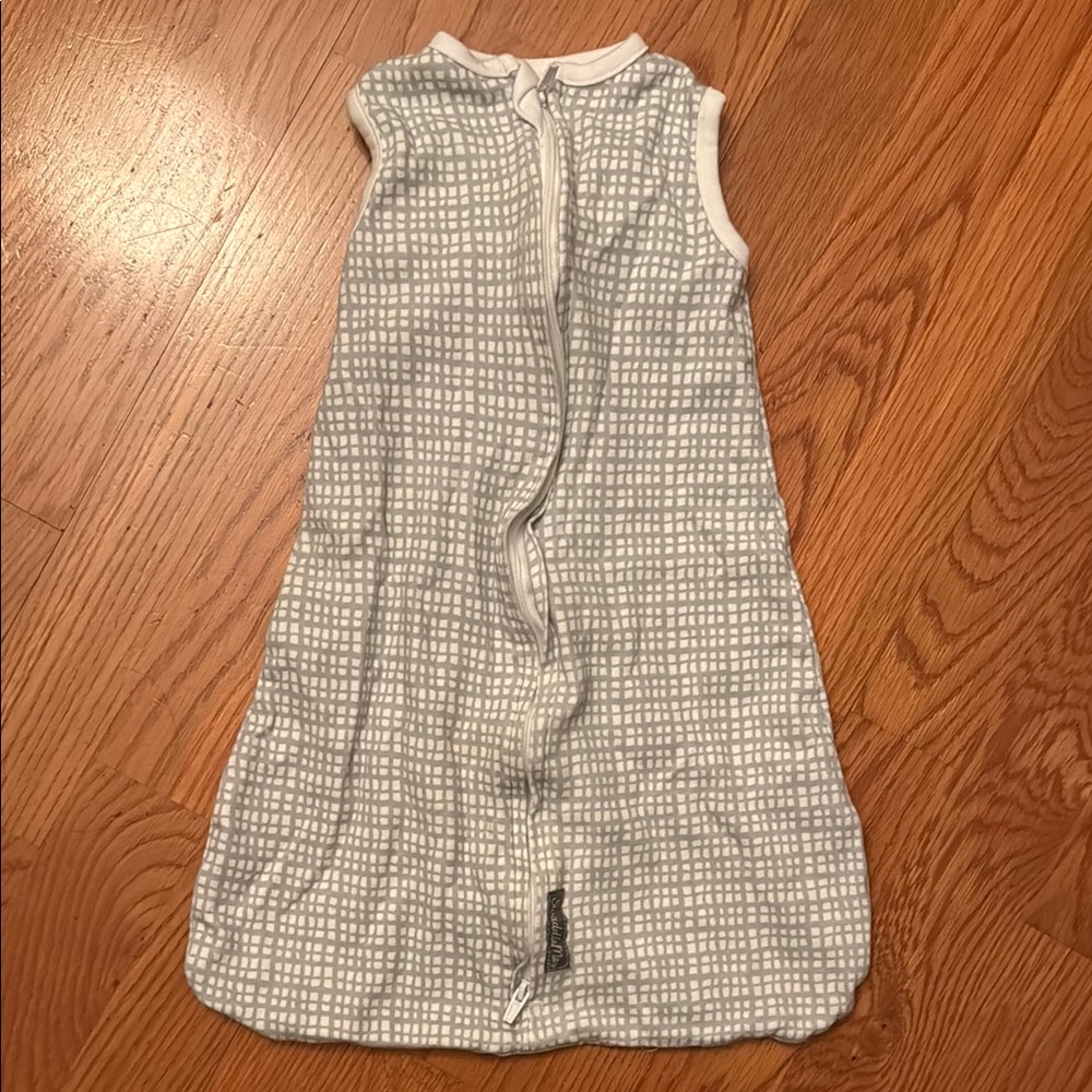 SwaddleMe